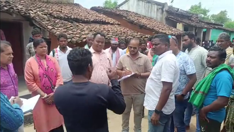 ଚାଷୀ-ଆତ୍ମହତ୍ୟା-ଅଭିଯୋଗ,-ଶବ-ରଖି-ଭବାନୀପାଟଣା-ଖଡ଼ିଆଳ-ରାସ୍ତା-ଅବରୋଧ