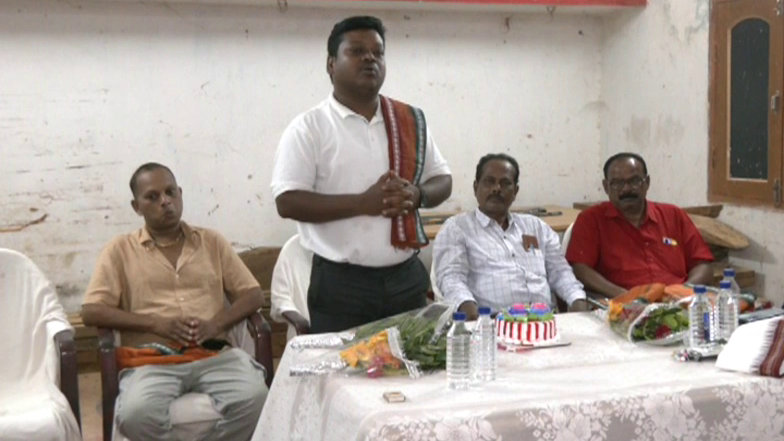 ସମ୍ବଲପୁର-ଡାଏସର-ନୂଆ-କୋଷାଧ୍ୟକ୍ଷ-ହେଲେ-ପୂର୍ଣ୍ୟ-ମୂର୍ତ୍ତି-ଖ୍ରୀଷ୍ଟଦାସ,-ପଶ୍ଚିମ-ଓଡ଼ିଶା-ଖ୍ରୀଷ୍ଟିଆନ-ଭାଇ-ଭଉଣୀଙ୍କ-ଗୁରୁଦାୟିତ୍ବ-ତାଙ୍କ-ଉପରେ