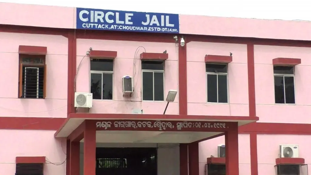 ଚୌଦ୍ବାର-କାରାଗାରରୁ-କଏଦୀ-ଫେରାର-ଘଟଣା,-ବଦଳିଲେ-ଜେଲର