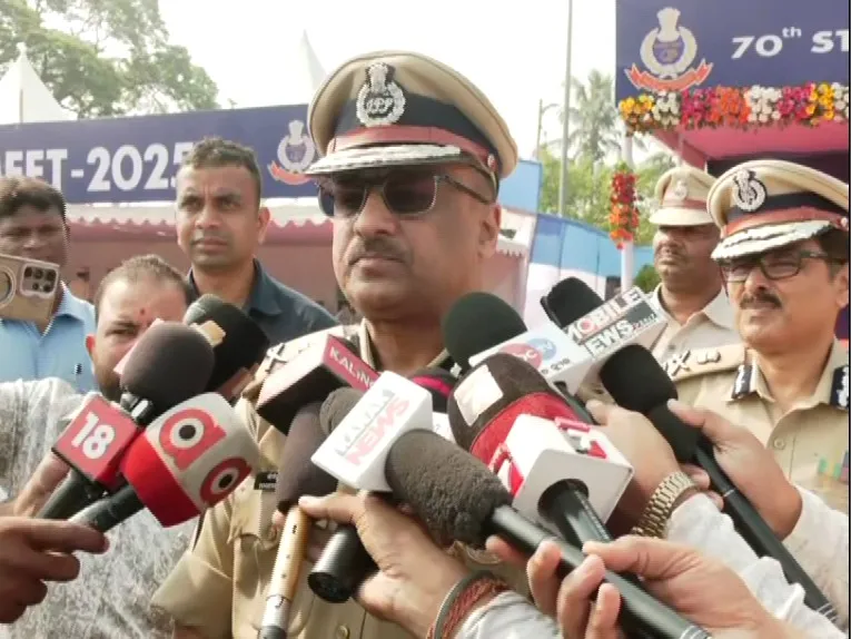 si-ପରୀକ୍ଷା-ତ୍ରୁଟିଶୂନ୍ୟ-ଏବଂ-ଦୁର୍ନୀତି-ମୁକ୍ତ-କରିବାକୁ-ଆମେ-ବ୍ୟବସ୍ଥା-କରିଥିଲୁ,-ବିଭ୍ରାଟ-ହେବା-ପୂର୍ବରୁ-ଠାବ-କଲୁ