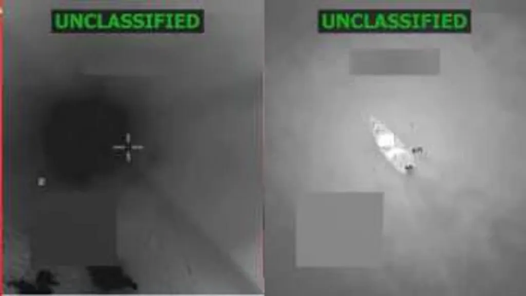 ଆମେରିକାର-ମିଜାଇଲ-ମାଡରେ-ଡ୍ରଗସ-ନେଇ-ଯାଉଥିବା-ଜାହାଜ-ଧ୍ୱଂସ,-video-ସେୟାର-କରିଛନ୍ତି-ପିଟ୍-ହେଗସେଥ୍