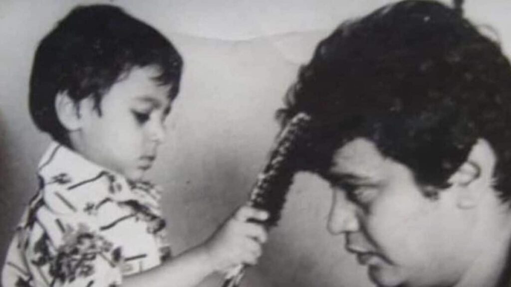 ଅମିତାଭଙ୍କ-କେଶ-କାଟୁଥିବା-ସମୟରେ-ହାର୍ଟ-ଆଟାକରେ-ଚାଲିଯାଇଥିଲା-ହେୟାର-ଷ୍ଟାଇଲିସ୍‌ଙ୍କ-ଜୀବନ,-ଆଜି-ବି-ମନେପକାଏ-ଆଲିମ୍‌ଙ୍କୁ-ସେହି-ମୁହୂର୍ତ୍ତ