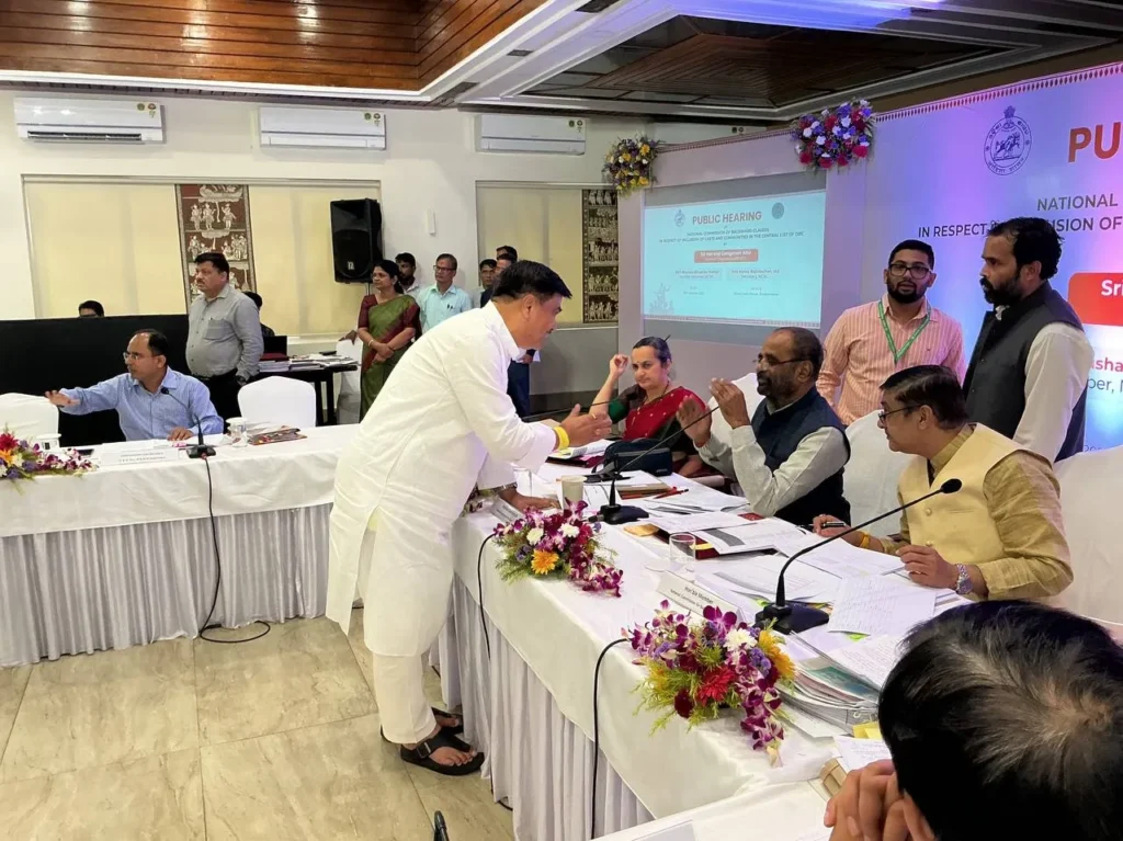 ‘ଓଡ଼–ପାଇକ-ଓ-ପାଇକ-ଉପଜାତି’କୁ-ଅନ୍ୟାନ୍ୟ-ପଛୁଆ-ବର୍ଗ-ଶ୍ରେଣୀରେ-ସାମିଲ-କରିବାକୁ-ଦାବି