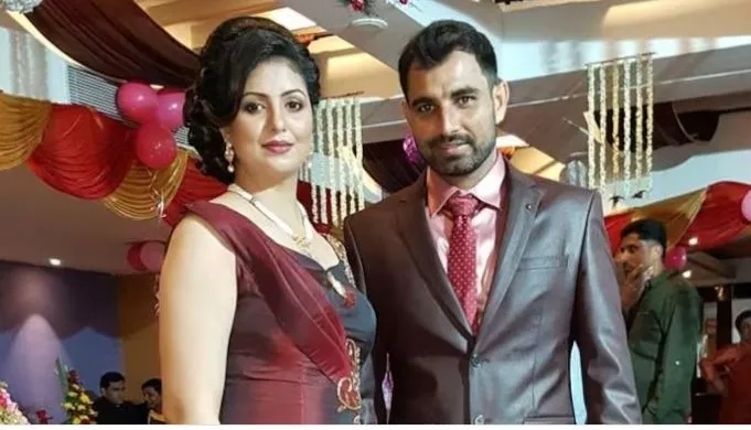 ମାସକୁ-୪-ଲକ୍ଷ-କ’ଣ-ଯଥେଷ୍ଠ-ନୁହେଁ-?-ସାମୀଙ୍କ-ପତ୍ନୀ-ହସୀନ-ଜାହାଁଙ୍କୁ-ସୁପ୍ରିମକୋର୍ଟଙ୍କ-ପ୍ରଶ୍ନ,-କ୍ରିକେଟରଙ୍କୁ-କଲେ-ନୋଟିସ୍