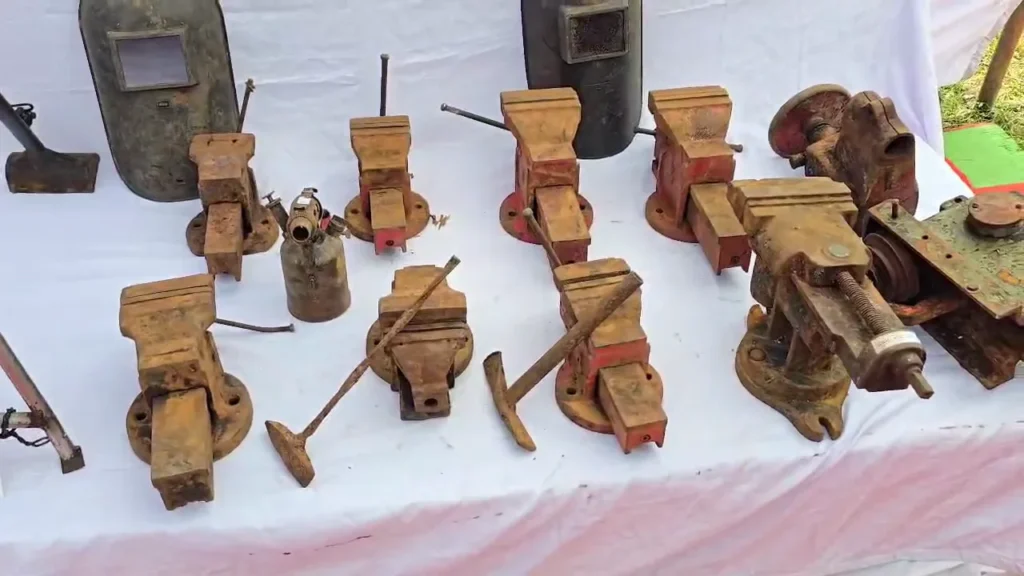 ନୂଆପଡ଼ା-ଉପନିର୍ବାଚନ-ସଂପନ୍ନ,-evmରେ-ସିଲ୍-ହେଲା-ପ୍ରାର୍ଥିୀଙ୍କ-ଭାଗ୍ୟ;-ସନ୍ଧ୍ୟା-୫ଟା-ସୁଦ୍ଧା-୭୫.୩୭%-ମତଦାନ