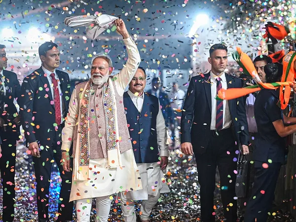 ‘ବିହାରରୁ-ପ୍ରବାହିତ-ହୋଇ-ଗଙ୍ଗା-ପଶ୍ଚିମବଙ୍ଗରେ-ପହଞ୍ଚେ…’,-ବିଜୟ-ସମ୍ୱୋଧନରେ-ପ୍ରଧାନମନ୍ତ୍ରୀ-କହି-ଦେଲେ-ତାଙ୍କ-ଲକ୍ଷ୍ୟ