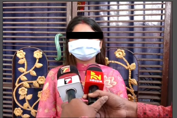 ଯୁବ-ଡାକ୍ତରଙ୍କ-ବିରୁଦ୍ଧରେ-ସାଙ୍ଘାତିକ-ଅଭିଯୋଗ,-ପତ୍ନୀଙ୍କୁ-୧୦-ଦିନରୁ-ଅଧିକ-ଦିନ-ଘରେ-ପକାଇଦେଲେ-ତାଲା