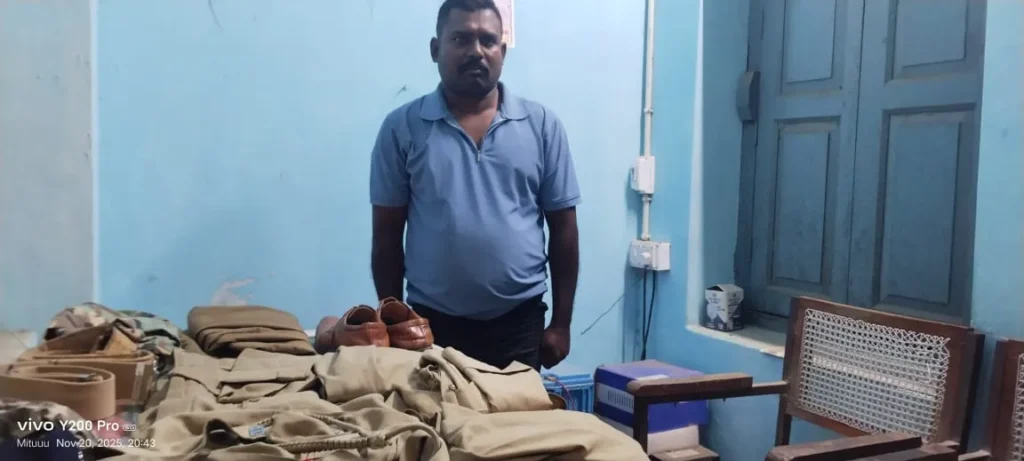 ନକଲି-ପୋଲିସକୁ-ଧରିଲା-ଅସଲି-ପୋଲିସ,-ଦାମୀ-କାରଠୁ-ନେଇ-ନକଲି-କାଗଜପତ୍ର-ଜବତ