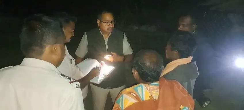 ଜମିବାଡି-ବିବାଦରୁ-କରୁଣ-ପରିଣତି,-ଗୋଟିଏ-ପରିବାରର-ତିନି-ଜଣଙ୍କୁ-ହତ୍ୟା
