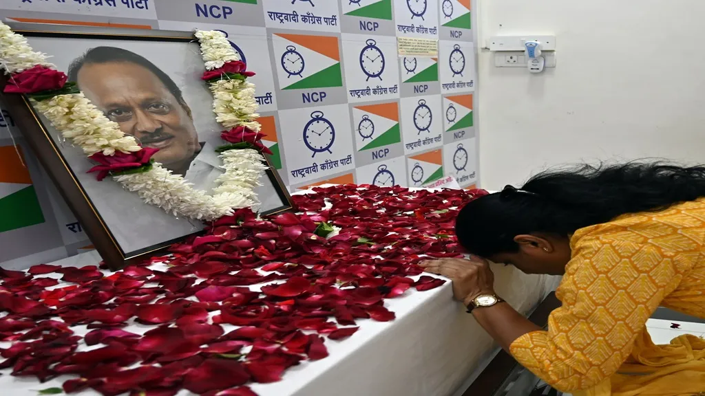 ଅଜିତ-ପାୱାରଙ୍କ-ମୃତ୍ୟୁର-ଦୁଃଖରେ-ରାଜନୀତି-ନ-କରନ୍ତୁ,-ଶରଦ-ପାୱାର-କହିଲେ-କିଛି-ଲୋକ-ଜାଣିଶୁଣି-ଷଡ଼ଯନ୍ତ୍ର-କରୁଛନ୍ତି