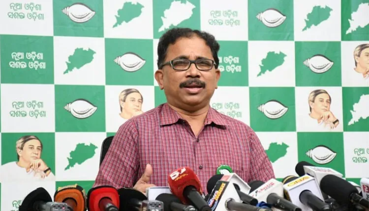 ଋଣ-ନେବାକୁ-ୱାର୍ଲଡ-ବ୍ୟାଙ୍କ-ସଭାପତିଙ୍କୁ-ଭେଟିଛନ୍ତି-ବୋଲି-ମାନନ୍ତୁ-ସରକାର