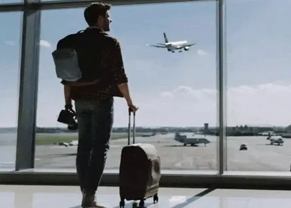 new-baggage-rules-2026:-ଏବେ-ବିନା-ଶୁଳ୍କରେ-ବିଦେଶରୁ-ଆଣି-ପାରିବେ-ବିଭିନ୍ନ-ସାମଗ୍ରୀ-ଓ-ସୁନା-ଗହଣା:-ହେଲେ-ଏତିକି-ଲିମିଟ୍