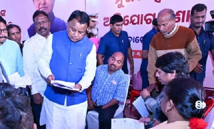 ମୁଖ୍ୟମନ୍ତ୍ରୀଙ୍କ-ଜନ-ଅଭିଯୋଗ-ଶୁଣାଣି,-୯୪-ପ୍ରତିଶତ-ଅଭିଯୋଗର-ହୋଇ-ସାରିଛି-ସମାଧାନ