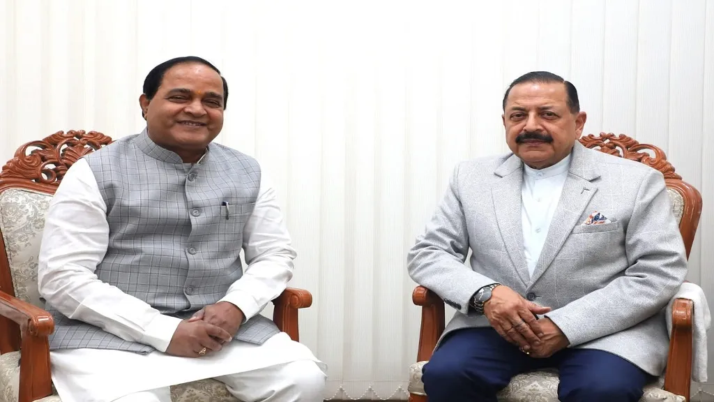କେନ୍ଦ୍ର-ବିଜ୍ଞାନ-ଓ-ପ୍ରଯୁକ୍ତିବିଦ୍ୟା-ମନ୍ତ୍ରୀଙ୍କୁ-ଭେଟିଲେ-ମନ୍ତ୍ରୀ-କୃଷ୍ଣ-ଚନ୍ଦ୍ର-ପାତ୍ର,-ରାଜ୍ୟରେ-ବିଶ୍ୱସ୍ତରୀୟ-ସାଇନ୍ସ-ସିଟି-ପ୍ରତିଷ୍ଠା-ପାଇଁ-ଲୋଡ଼ିଲେ-ସହଯୋଗ