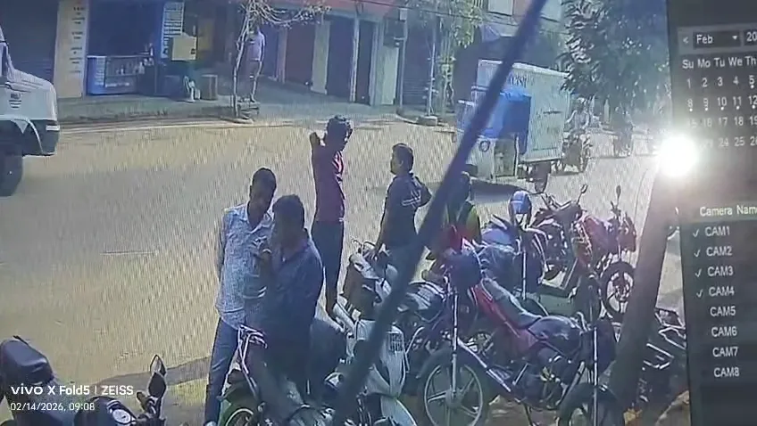 ଭୁବନେଶ୍ୱର-ଦୁର୍ଘଟଣାର-ଦୃଶ୍ୟ,-ଅଟୋକୁ-ଧକ୍କା-ଦେଇଥିଲା-ଟ୍ରାଭେଲର୍‌.