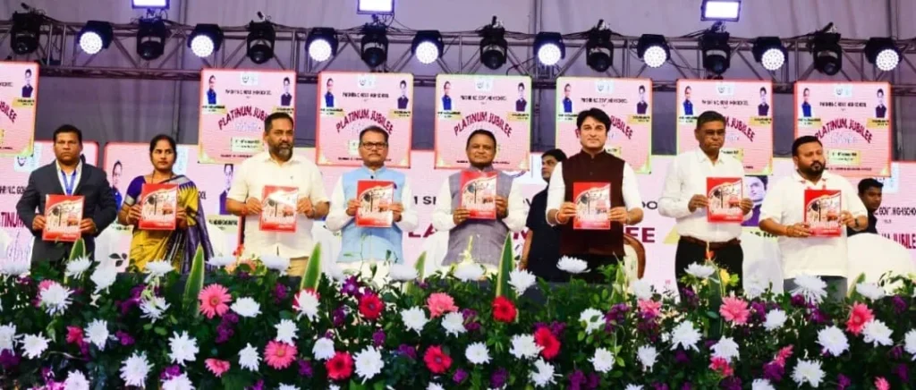 ଯାଜପୁର-ଏନ୍ସି.-ହାଇସ୍କୁଲ-ପ୍ଲାଟିନମ୍-ଜୁବୁଲିରେ-ମୁଖ୍ୟମନ୍ତ୍ରୀ,-ଭବିଷ୍ୟତରେ-ସଫଳ-ହେବାକୁ-ପିଲାଙ୍କୁ-ଲାଇଫ୍-ସ୍କିଲ୍-ଶିଖାଇବା-ଉପରେ-ଗୁରୁତ୍ଵ