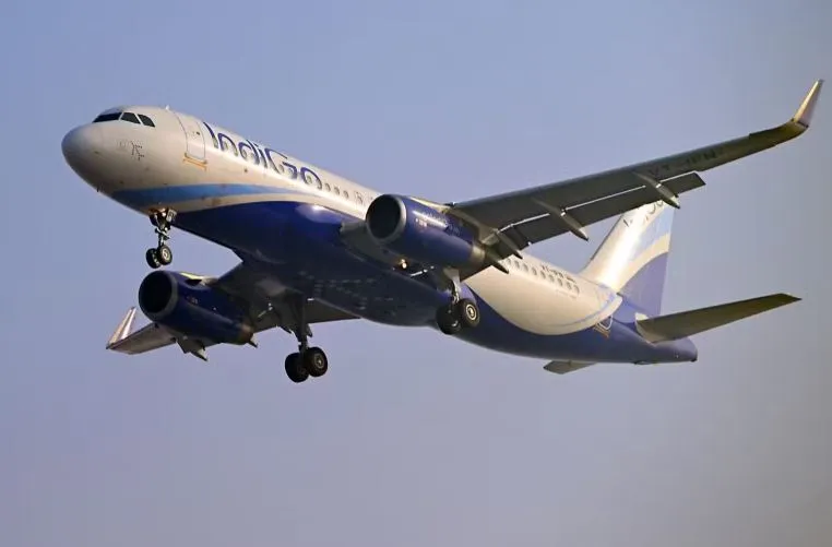 indigo-pilots-recruit:-୧୦୦୦-ରୁ-ଅଧିକ-ପାଇଲଟଙ୍କୁ-ନିଯୁକ୍ତି-ଦେବ-ଇଣ୍ଡିଗୋ:-କ୍ରୁ-ଅଭାବ-ଯୋଗୁ-ଡିସେମ୍ବରରେ-ବାତିଲ୍-ହୋଇଥିଲା-୫,୦୦୦-ବିମାନ-ଉଡ଼ାଣ