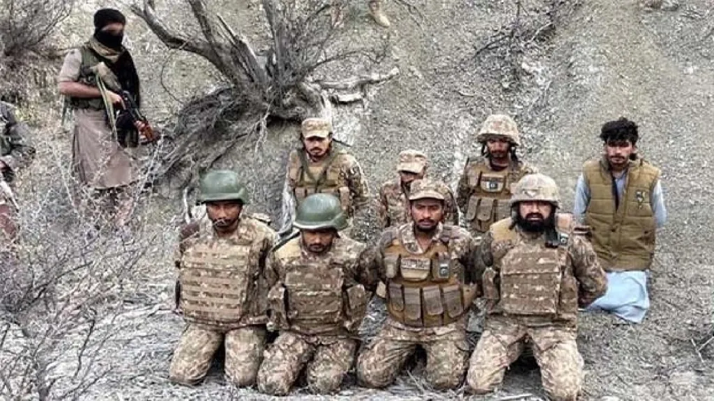 pakistanର-୭-ସୈନିକ-ଅପହୃତ,-ଭିଡିଓ-ଜାରି-କଲା-bla