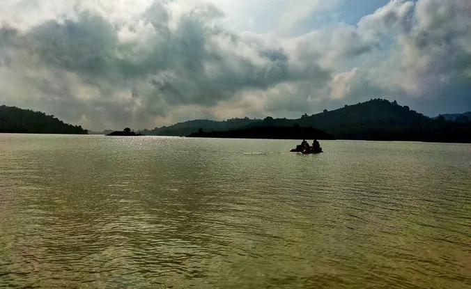 ଇନ୍ଦ୍ରାବତୀ-ଜଳ-ଭଣ୍ଡାରରେ-ଓଲଟିଲା-ଡଙ୍ଗା,-ଦୁଇ-ଉଦ୍ଧାର,-ଜଣେ-ନିଖୋଜ