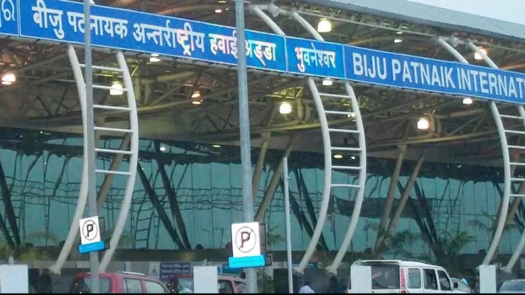 ଦୁବାଇକୁ-ବାତିଲ-ହେଲା-ବିମାନ-ସେବା,-ଏୟାର-ସ୍ପେସ୍-ନଥିବାରୁ-ନିଷ୍ପତି