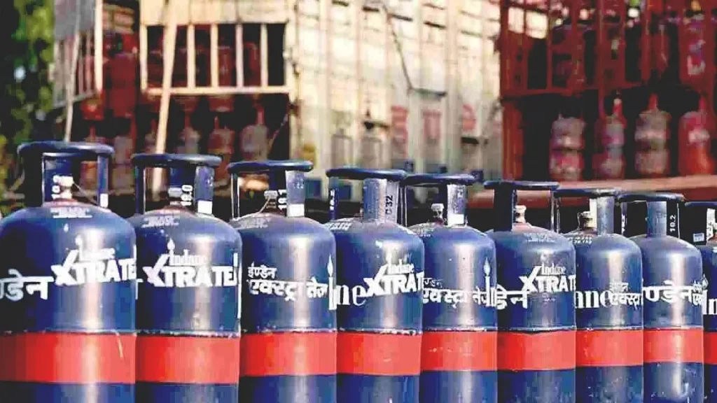 lpg-crisis:-ଶକ୍ତି-ସଙ୍କଟ-ମଧ୍ୟରେ-ସରକାରଙ୍କ-ବଡ଼-ନିଷ୍ପତ୍ତି,-ରାଜ୍ୟଙ୍କୁ-ମିଳିବ-୨୦%-ଅତିରିକ୍ତ-ଗ୍ୟାସ
