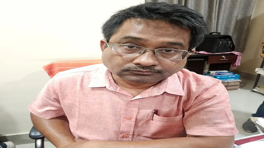 ଗିରଫ-ହେଲେ-ଲାଞ୍ଚୁଆ-ଅଡିଟର,-ବିନା-ଲାଞ୍ଚ-ଧରୁନଥିଲେ-ଫାଇଲ