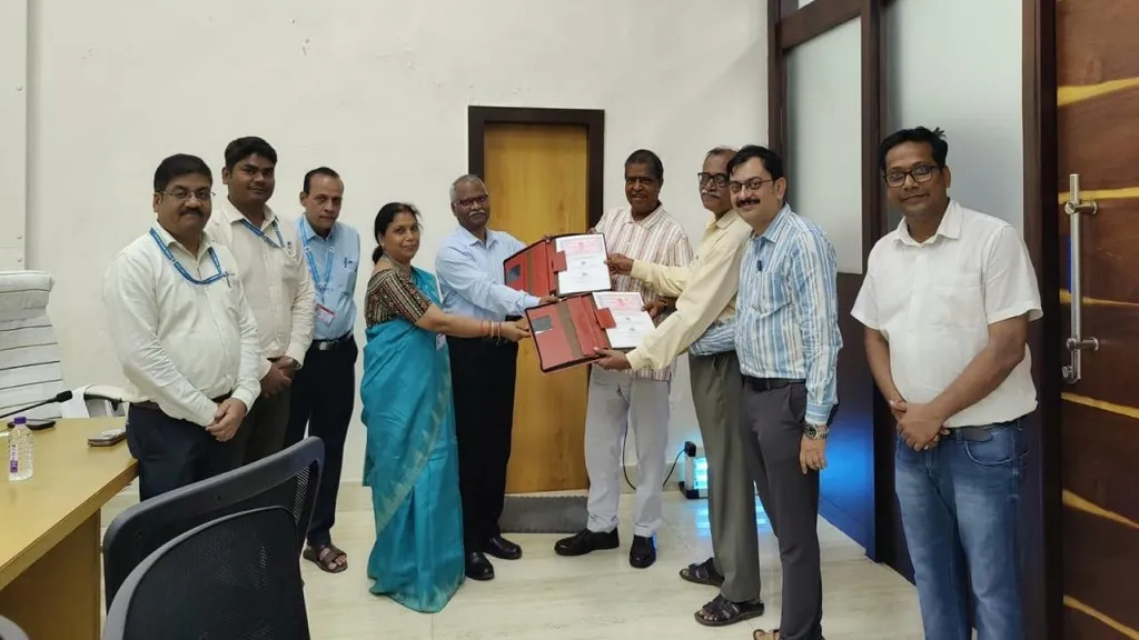 ସୋଆ-ଏବଂ-ସିସିଆରଏସ୍-ସିଏଆରଆଇ-ମଧ୍ୟରେ-ବୁଝାମଣା-ସ୍ୱାକ୍ଷରିତ,-ଆୟୁର୍ବେଦ-ବିଜ୍ଞାନ-କ୍ଷେତ୍ରରେ-ଗବେଷଣା-ସହଭାଗିତା-ନେଇ-ଡିଲ୍