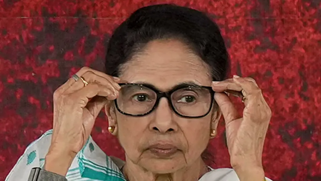 video;-ବିଜେପି-କ୍ଷମତାକୁ-ଆସିଲେ-ଆମିଷ-ଖାଇପାରିବେନି-ଲୋକେ:-ମମତା-ବାନାର୍ଜୀ