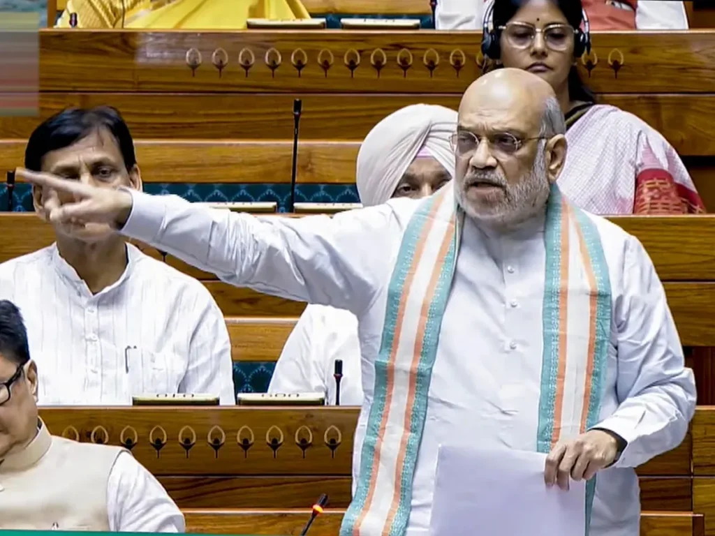 ଆଉ-ଦୟା-ନାହିଁ-ଗୁଳିର-ଜବାବ-ଗୁଳିରେ-ଦିଆଯିବ…-ନକ୍ସଲବାଦ-ଉପରେ-ଲୋକସଭାରେ-ଅମିତ-ଶାହଙ୍କ-ଚେତାବନୀ