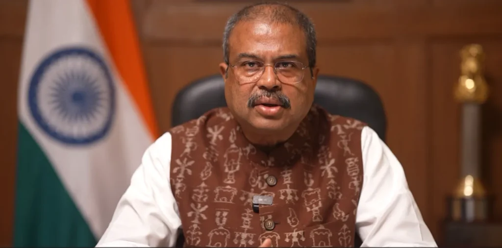 ଭିଡ଼ିଓ-ବାର୍ତ୍ତା-ଜରିଆରେ-‘ଓଡ଼ିଶା-ଦିବସ’ର-ଶୁଭେଚ୍ଛା-ଜଣାଇଲେ-ଧର୍ମେନ୍ଦ୍ର-ପ୍ରଧାନ,-‘ବିକଶିତ-ଓଡ଼ିଶା’-ଗଠନ-ପାଇଁ-୧୦ଟି-ସଂକଳ୍ପର-ଆହ୍ୱାନ-କଲେ-କେନ୍ଦ୍ରମନ୍ତ୍ରୀ