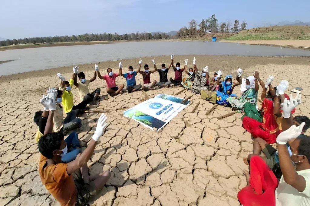 ରିଲାଏନ୍ସ-ଫାଉଣ୍ଡେସନର-‘ୱାଟର-ଫର୍-ଲାଇଫ୍’-ଅଭିଯାନ:-୧୦-ଦିନରେ-୧,୪୦୦ରୁ-ଅଧିକ-ଜଳାଶୟରୁ-ସଫା-ହେଲା-ବର୍ଜ୍ୟ