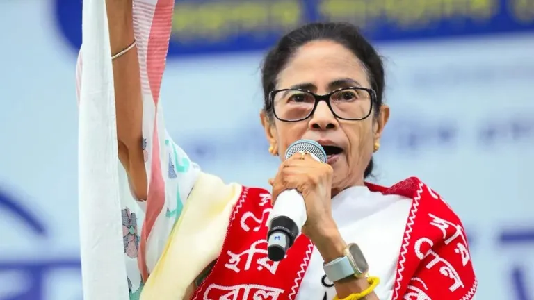 sir-wb-vote-:-ଭବାନୀପୁର-ବିଧାନସଭା-କ୍ଷେତ୍ରରେ-ଚାରି-ଭାଗରୁ-ଭାଗେ-ଭୋଟର୍-କଟିଲେ,-ପ୍ରଭାବିତ-ହୋଇପାରେ-ଭୋଟ୍-ମାର୍ଜିନ୍