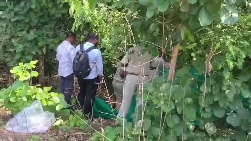 କେନାଲ-କଡ଼ରେ-ପଡିଛି-ଅଧା-ପୋଡ଼ା-ନରକଙ୍କାଳ,-ଅନ୍ୟ-କେଉଁଠି-ମାରି-ଏଠି-ପୋଡ଼ିଥିବା-ସନ୍ଦେହ