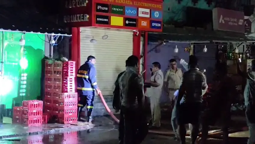 ଦୋକାନରେ-ଭିଡୁଥିଲେ-ବାଣ,-ବିସ୍ଫୋରଣରେ-ଥରିଲା-ପୁରା-ଅଞ୍ଚଳ