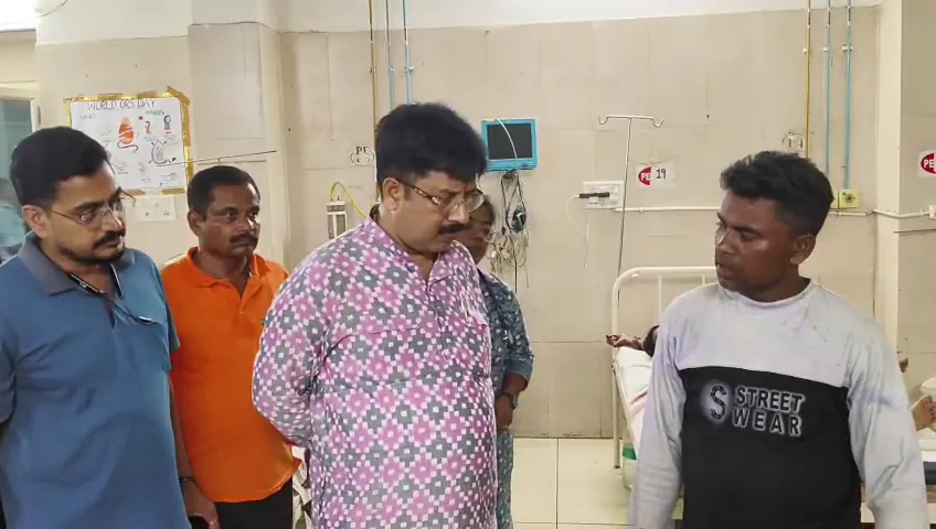 ଆଶ୍ରମରେ-ଝାଡ଼ାବାନ୍ତି-ଘଟଣାରେ-ଆକ୍ସନ,-ପ୍ରଧାନଶିକ୍ଷକ-ନିଲମ୍ବିତ,-ସ୍ଥିତି-ପରଖିଲେ-ମନ୍ତ୍ରୀ-କୃଷ୍ଣଚନ୍ଦ୍ର-ମହାପାତ୍ର