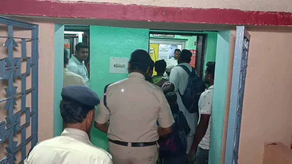 କଟକ-ପରେ-ଏବେ-ଭଦ୍ରକ,-ଓଡ଼ିଶାକୁ-କାହିଁକି-ଆସୁଛନ୍ତି-ବିହାରର-ନାବାଳକ-?