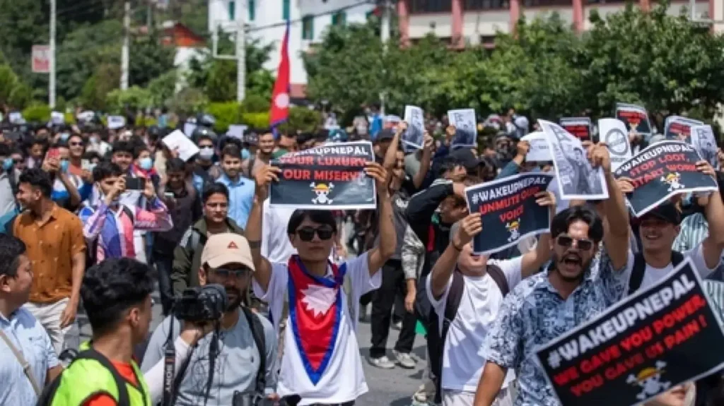 nepal-pm-balen-shah-protests:-କ୍ଷମତାକୁ-ଆସୁ-ଆସୁ-ବାଲେନ-ଶାହଙ୍କୁ-ବିରୋଧ,-ଛାତ୍ର-ସଂସଦ-ବ୍ୟାନ୍-ଓ-ନୂଆ-ନିୟମକୁ-ନେଇ-ନେପାଳରେ-ତେଜିଲା-ଆନ୍ଦୋଳନ